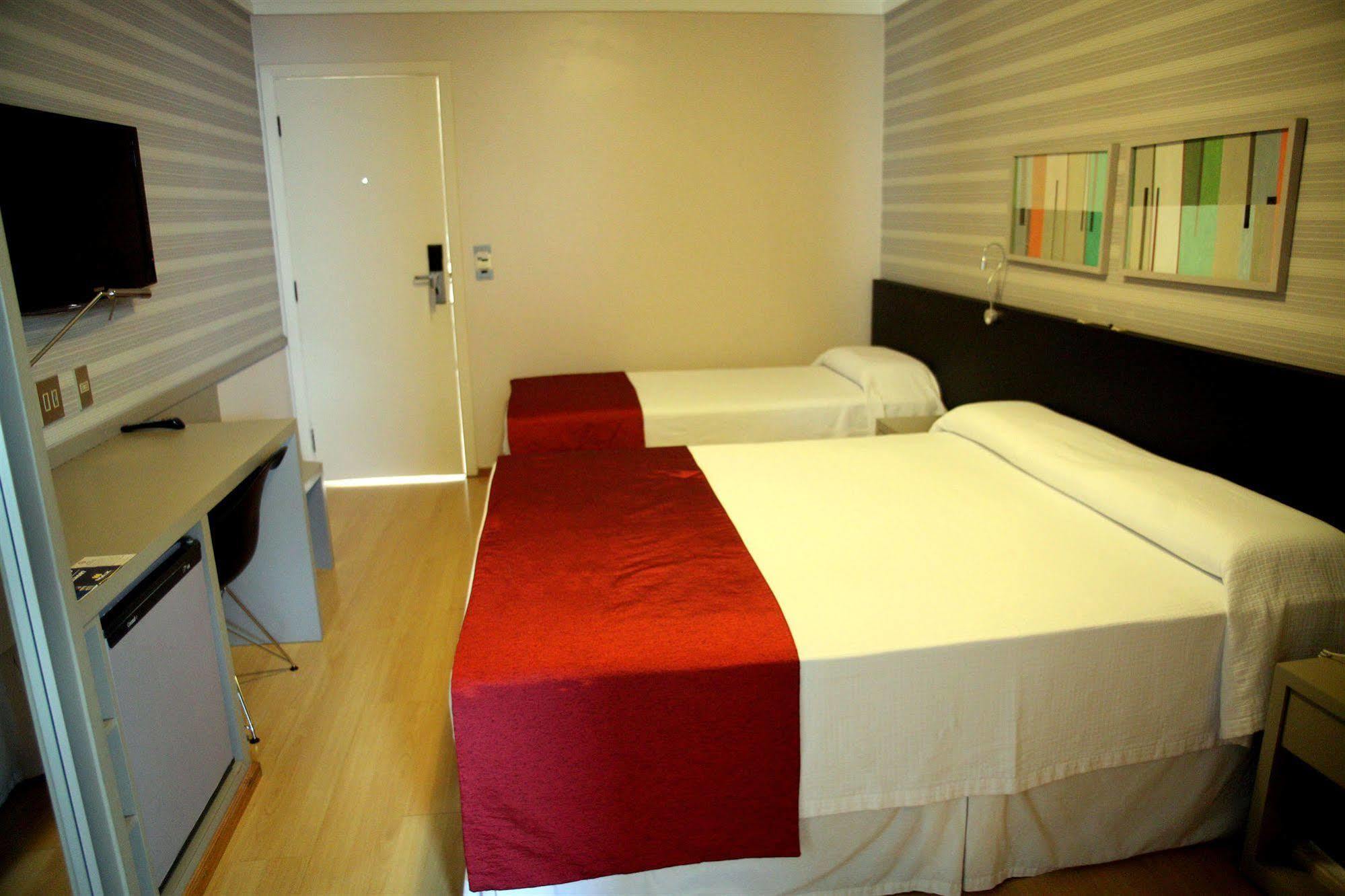 Max Plaza Hotel Marília Buitenkant foto