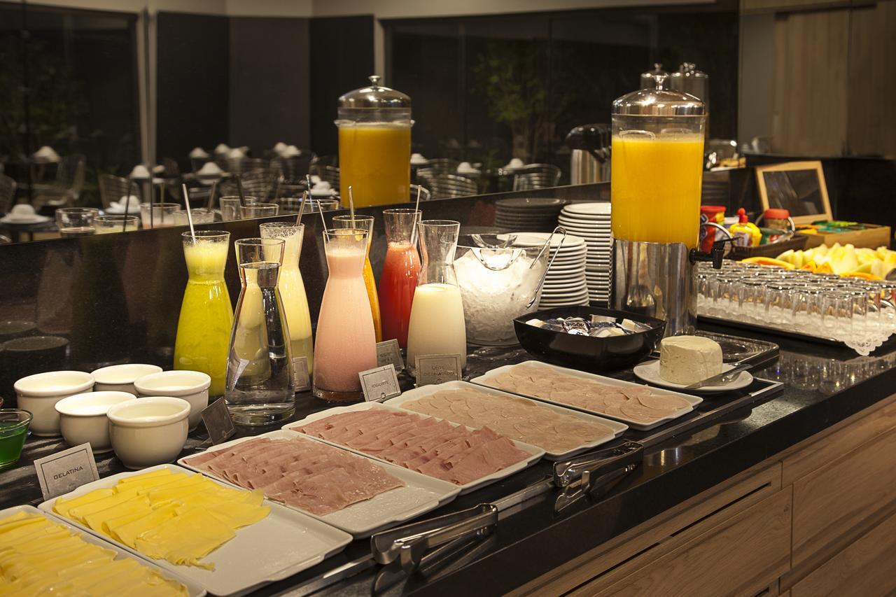 Max Plaza Hotel Marília Buitenkant foto